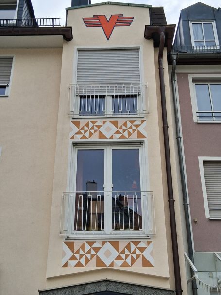 Hausfassade Raiffeisenbank